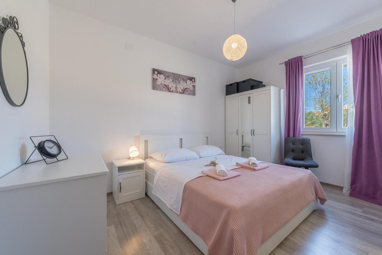Experience Only The Best - House Kamber Биоград на Мору Екстериор снимка