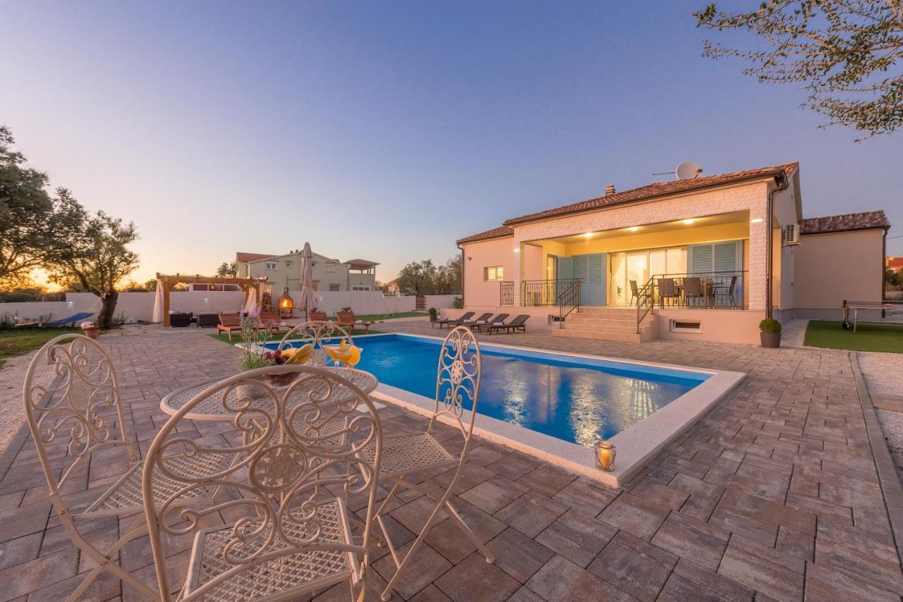 Experience Only The Best - House Kamber Биоград на Мору Екстериор снимка