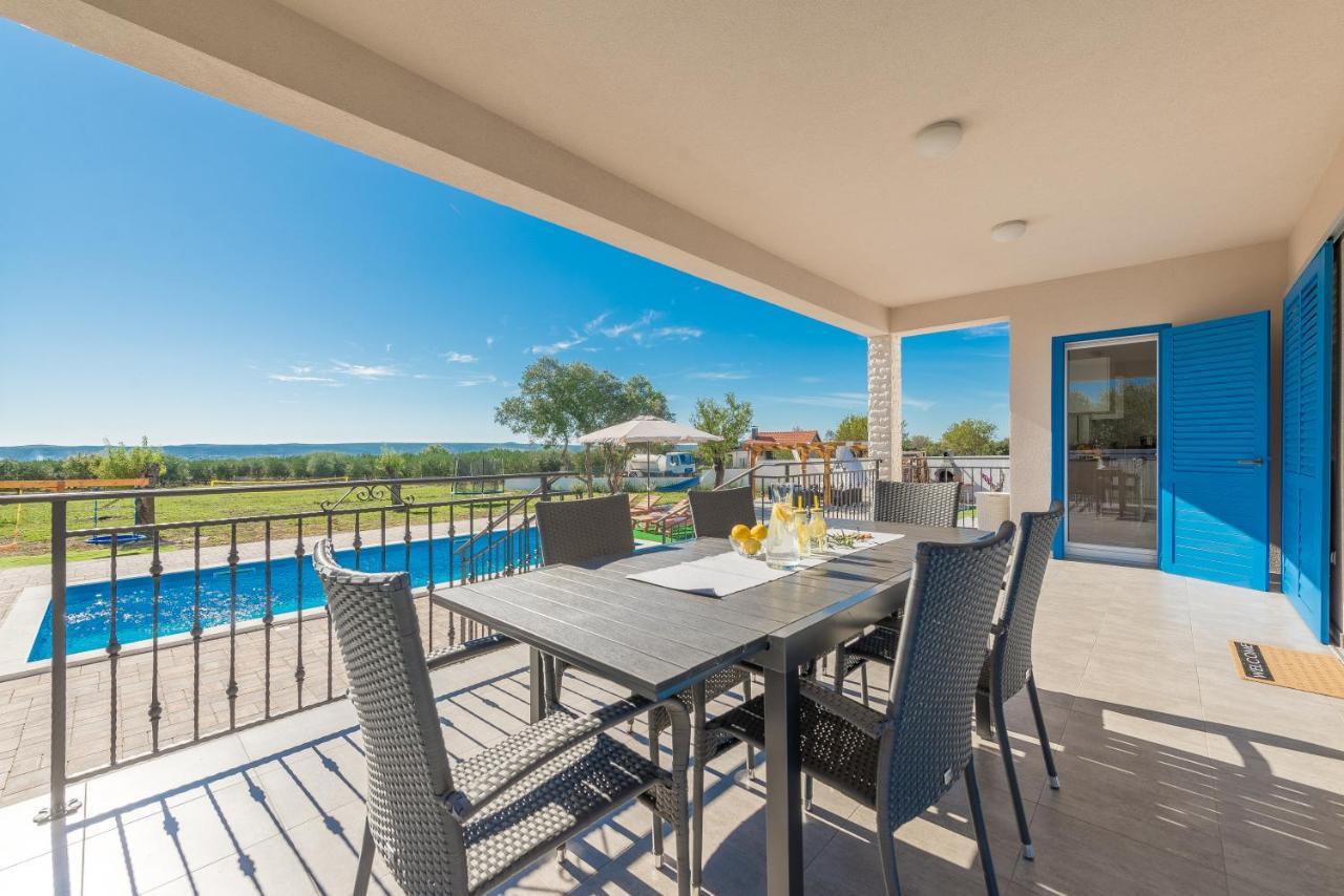 Experience Only The Best - House Kamber Биоград на Мору Екстериор снимка