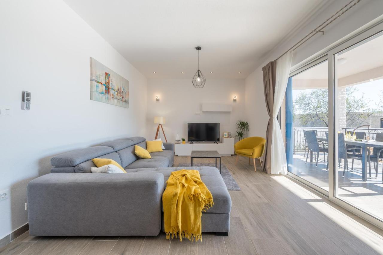 Experience Only The Best - House Kamber Биоград на Мору Екстериор снимка