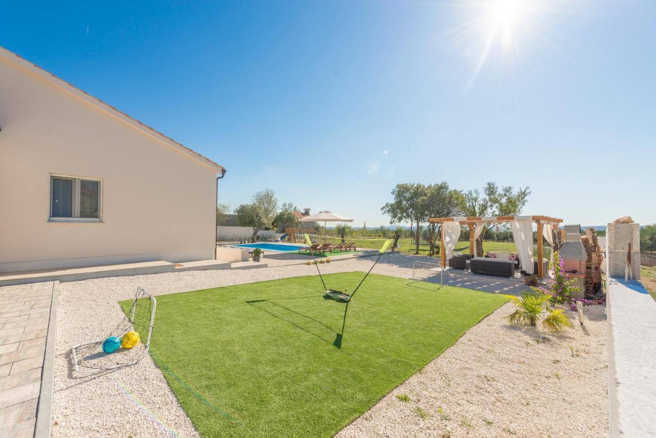 Experience Only The Best - House Kamber Биоград на Мору Екстериор снимка