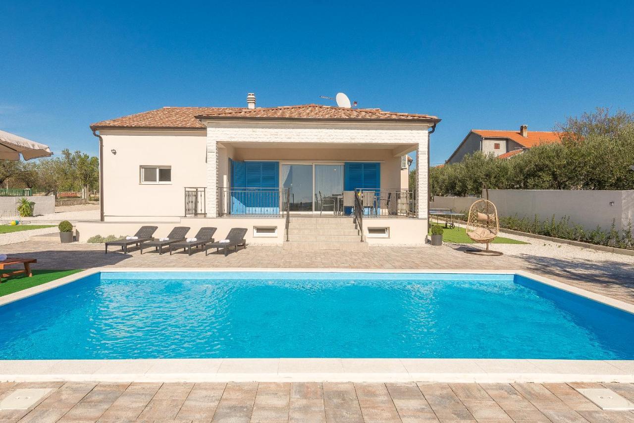 Experience Only The Best - House Kamber Биоград на Мору Екстериор снимка